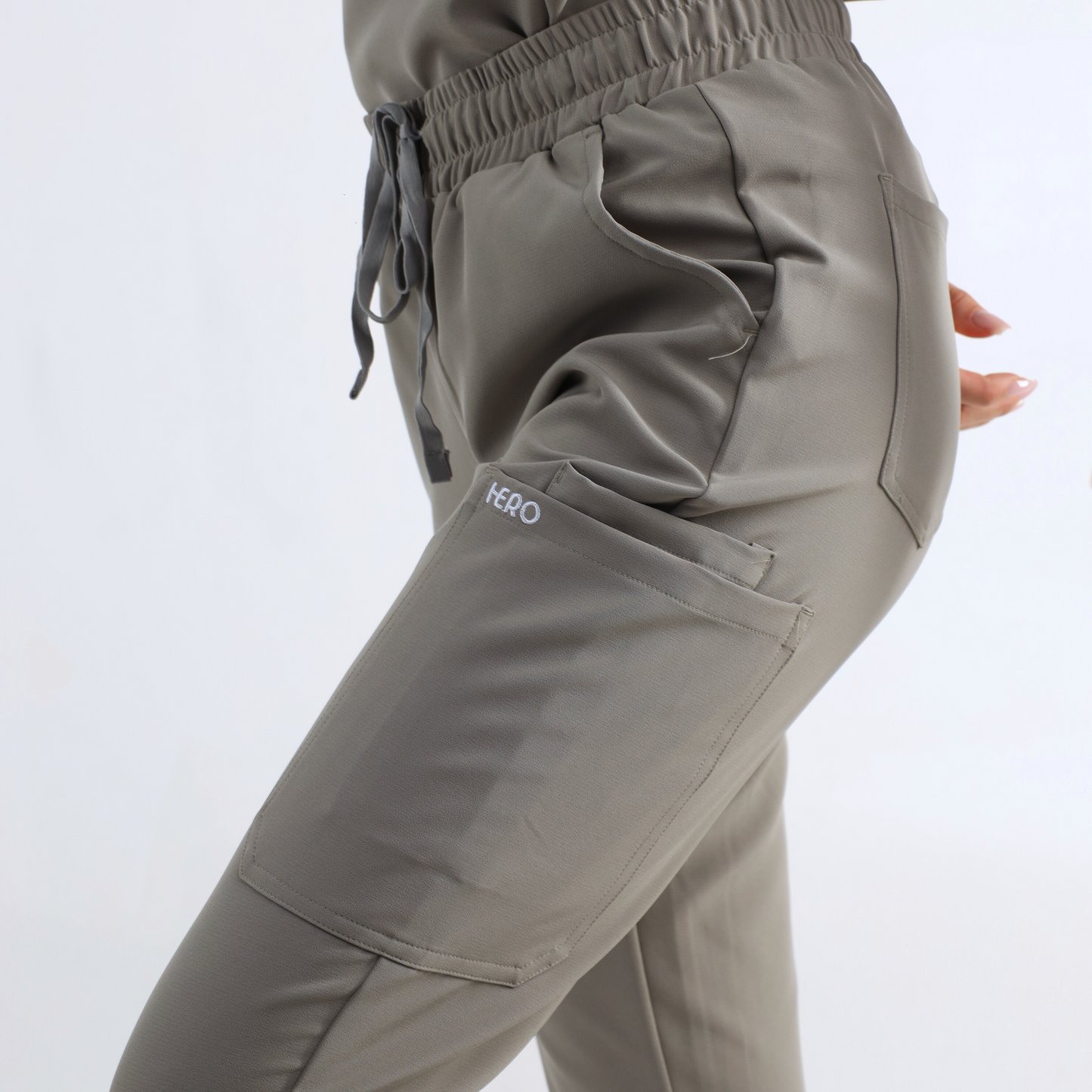 Veda High-Waisted Jogger Scrub Pants™