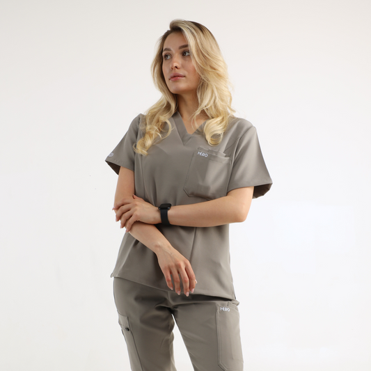 Veda Triple-Pocket Scrub Top™